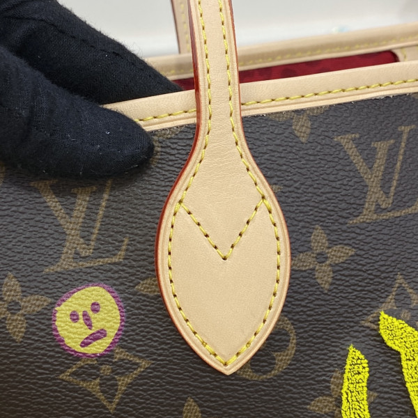 l**is V*t*n x yk neverfull mm