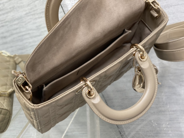 D*or lady d-joy bag