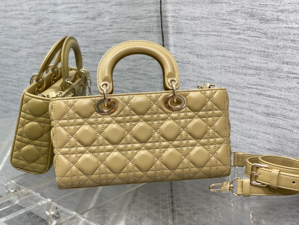D*or lady d-joy bag