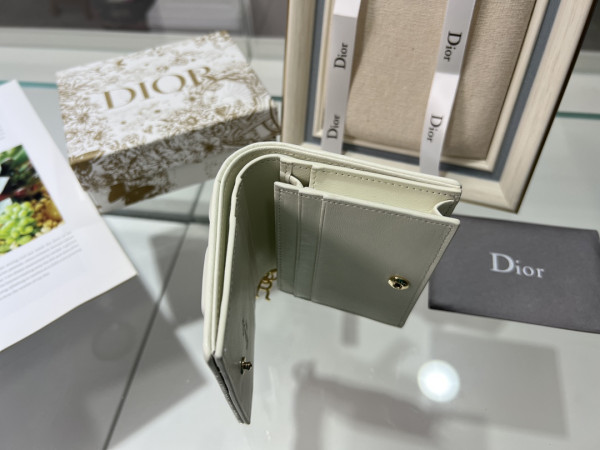 D*or wallet