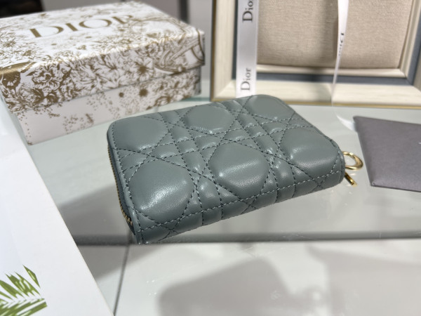 D*or card holder