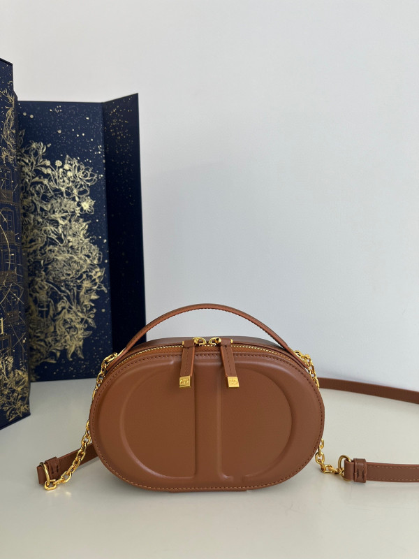 D*or cd signature oval camera bag
