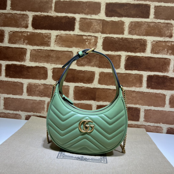 G*u*i gg marmont half-moon-shaped mini bag