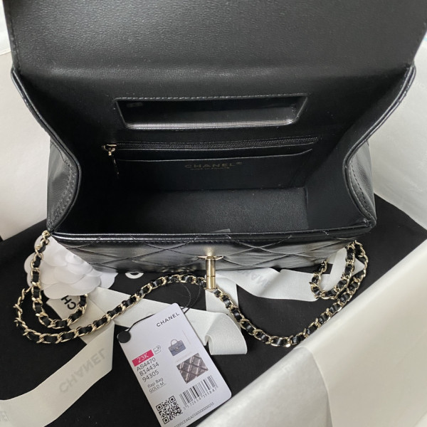 CL SMALL BOX BAG