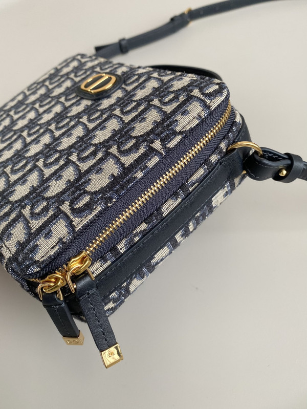 D*or caro bag