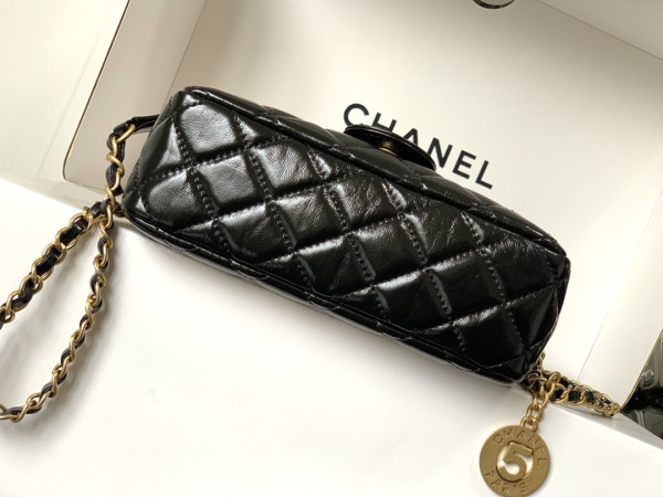 CL SMALL HOBO HANDBAG