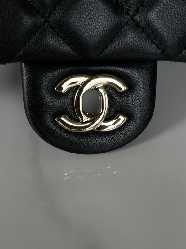 CL FLAP BAG