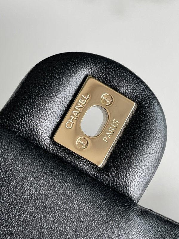CL FLAP BAG