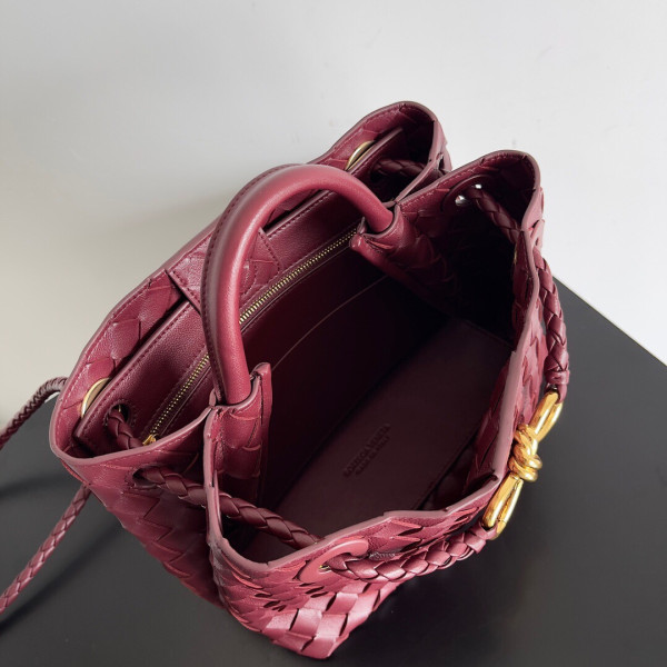 Bo*te*ga ve*ne*ta small andiamo-25*22*10.5cm