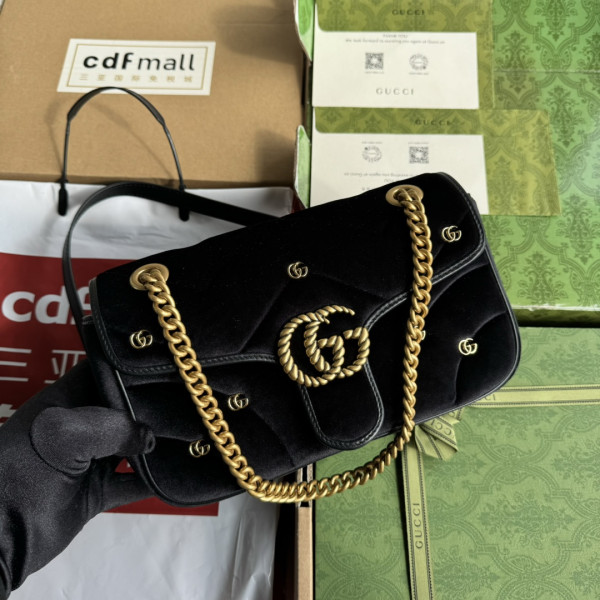 G*u*i gg marmont mini shoulder bag