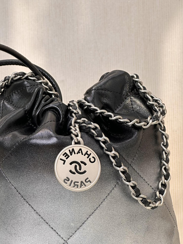 CL 22 MINI HANDBAG