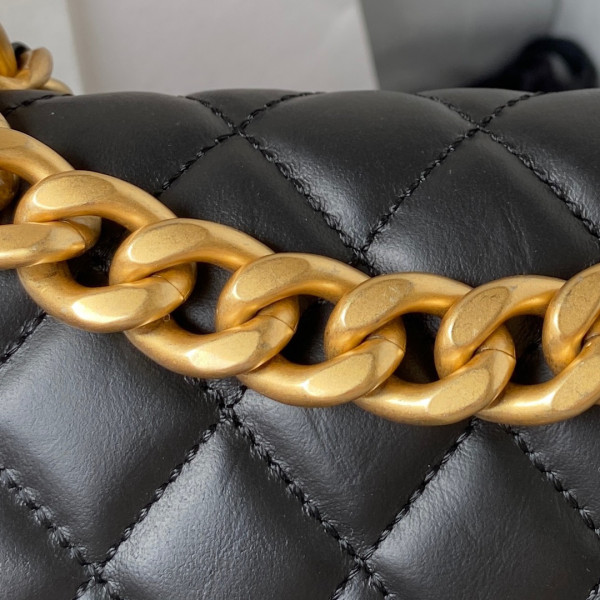 CL MINI FLAP BAG