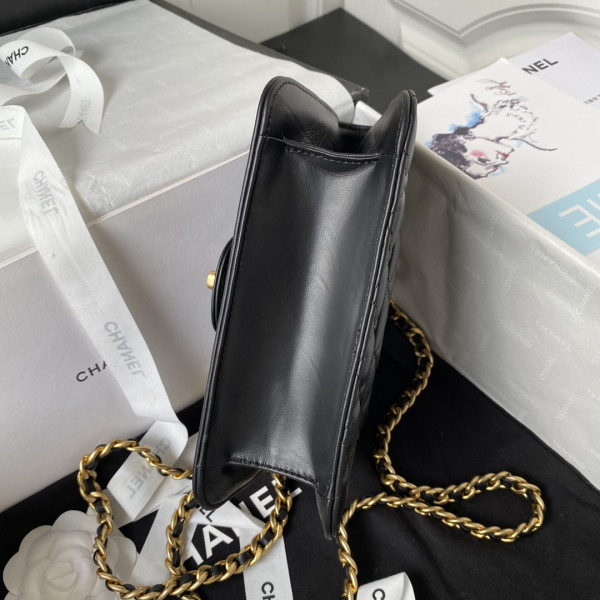 CL MINI FLAP BAG