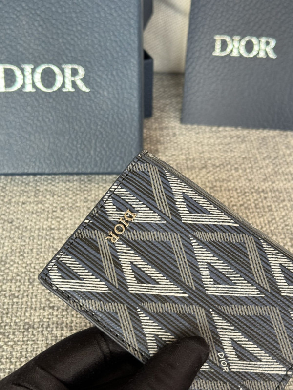 D*or wallet