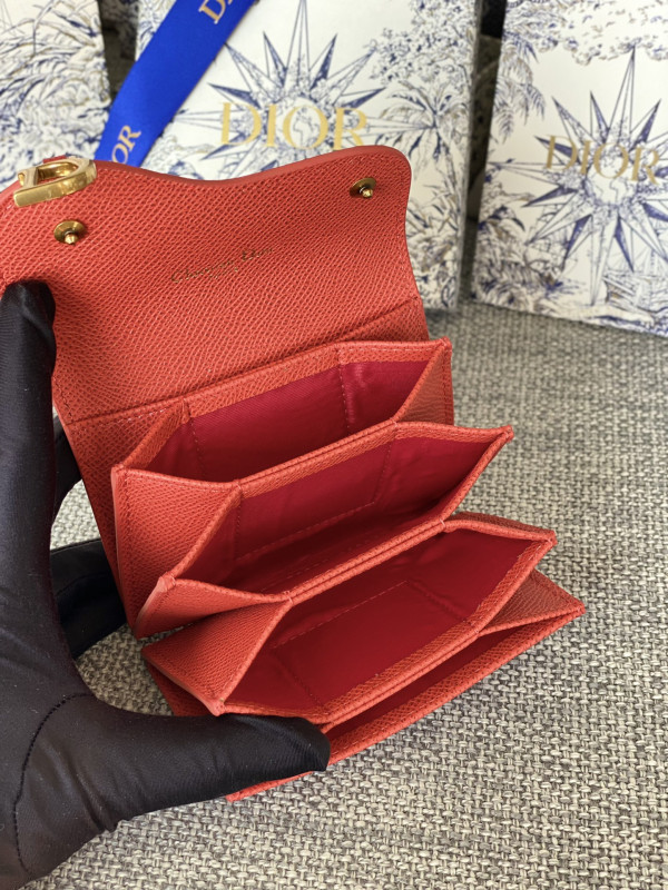 D*or wallet