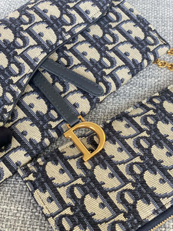 D*or saddle pouch