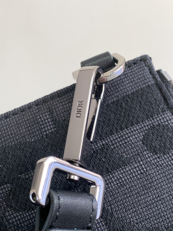D*or a5 pouch