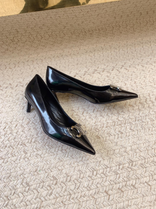 Ce**e pumps