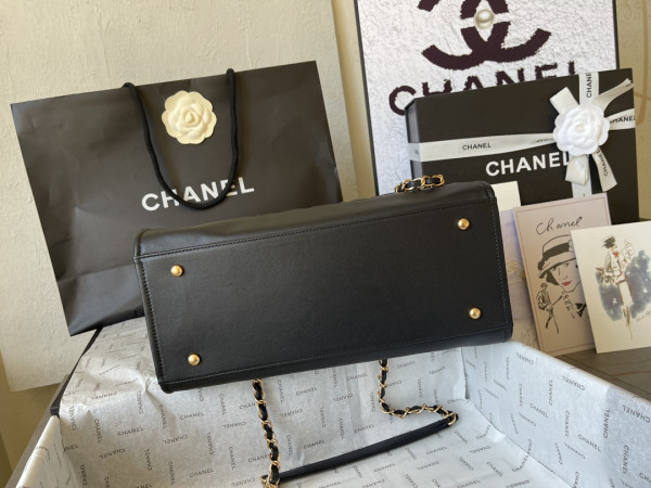 CL TOTE BAG