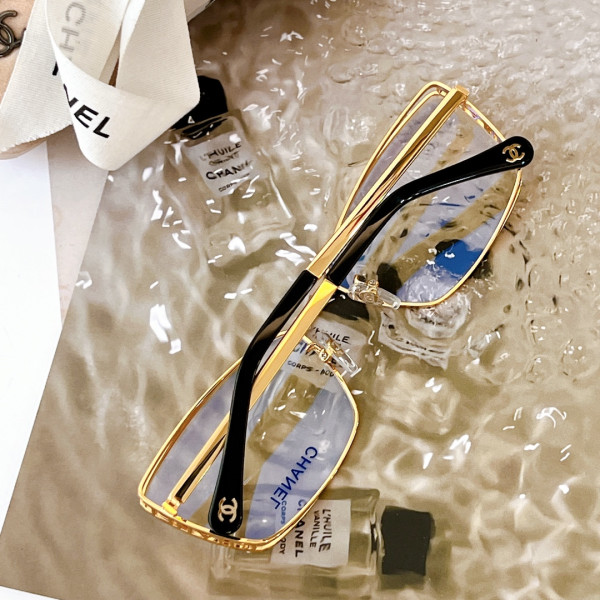 CL SUNGLASSES