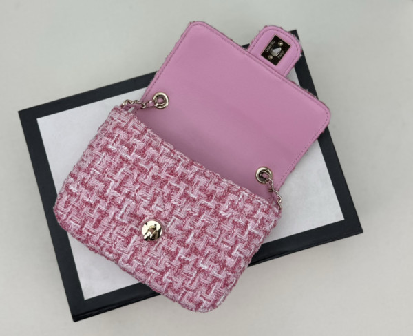 CL MINI FLAP BAG