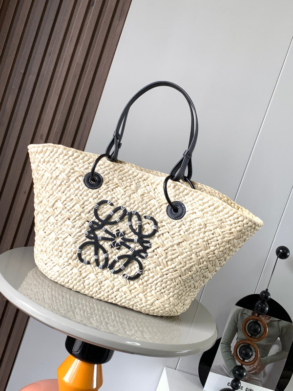 LOEWE Medium Anagram Basket bag