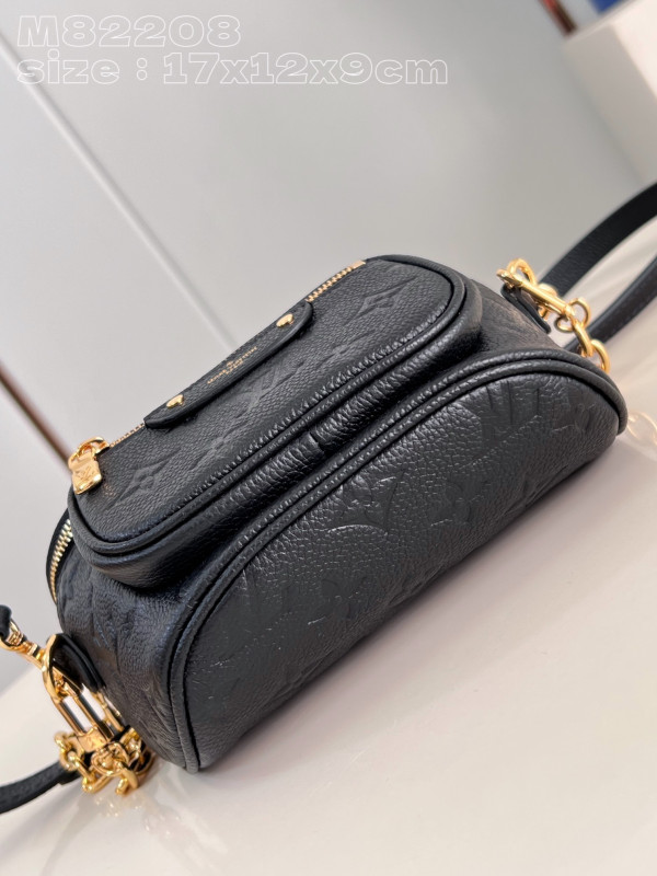 l**is V*t*n mini bumbag-17-12-9.5cm