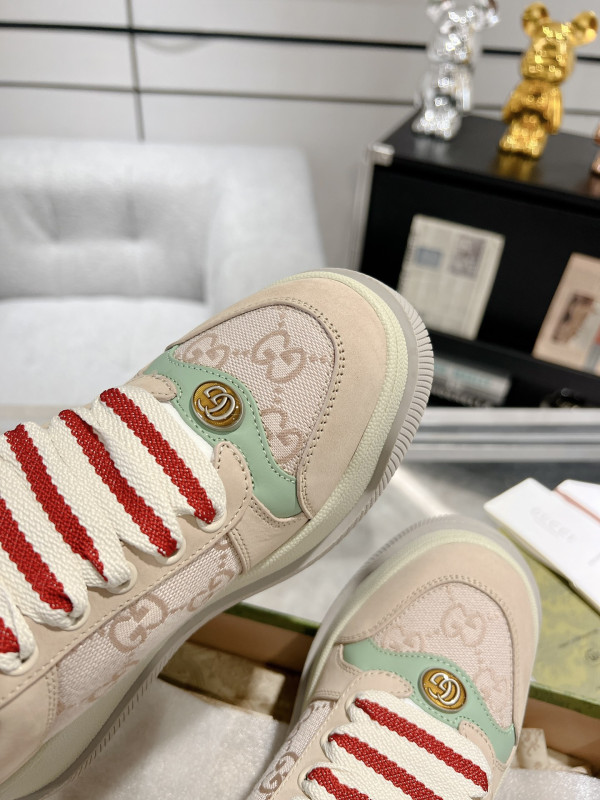 G*u*i sneaker