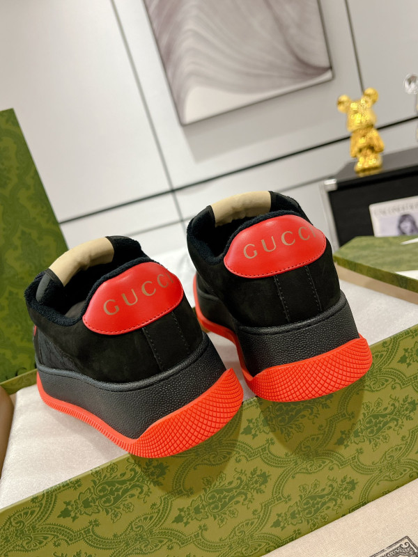 G*u*i sneaker