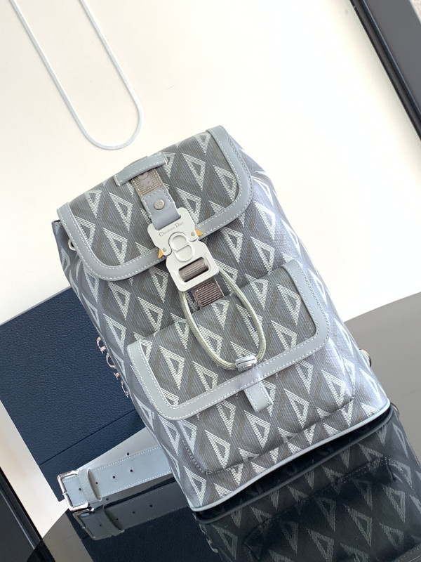D*or hit the road sling bag