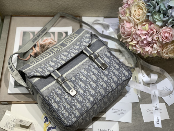 D*or oblique D*orcamp messenger bag