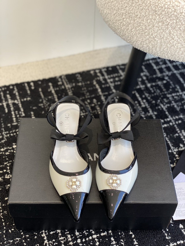 CL SANDALS