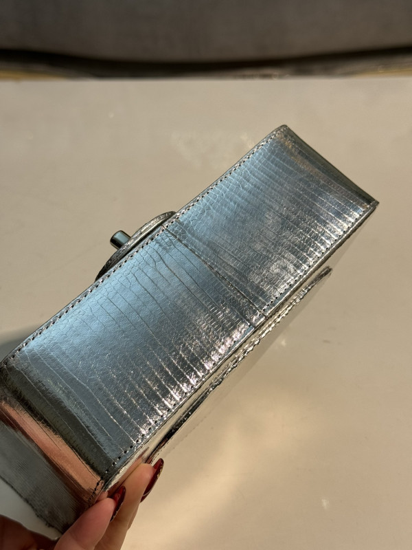CL FLAP BAG 20CM