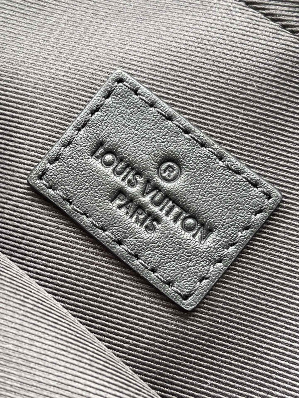 l**is V*t*n nano alpha-11.0*18.5*6.5cm