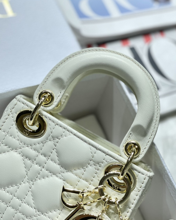 lady D*or micro-12*10*5cm