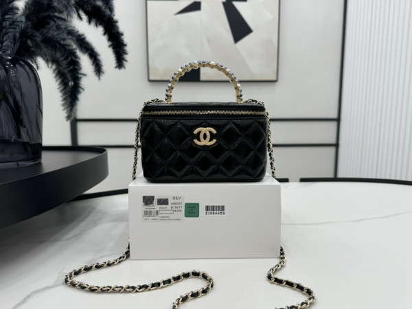 CL SMALL VANITY WITH CLASSIC CHAIN-9-17-8cm