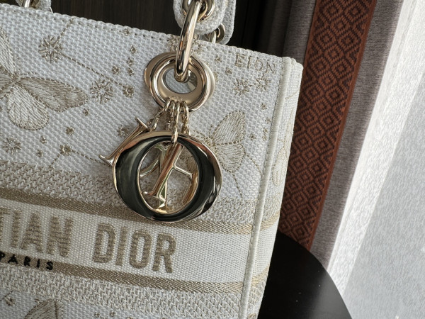 D*or medium lady d-lite bag-24-20-11cm