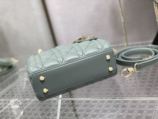 lady D*or - 17cm