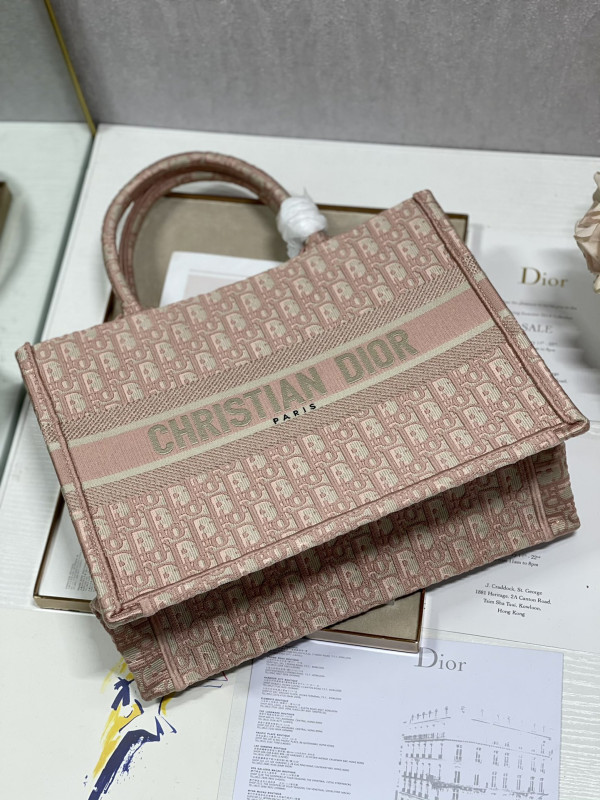 D*or book tote-36*28cm