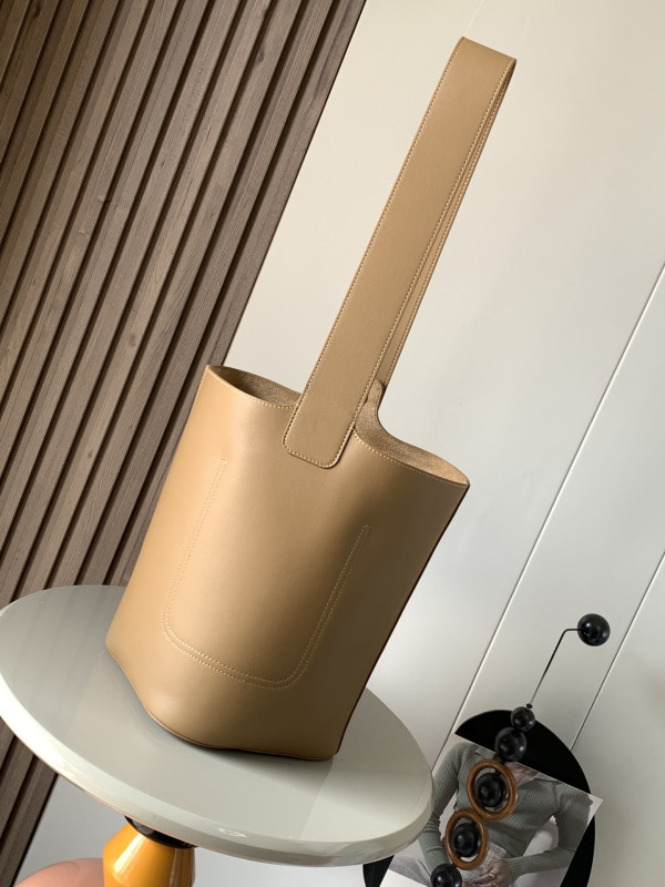 Loewe Pebble Bucket Bag-28*24*23CM