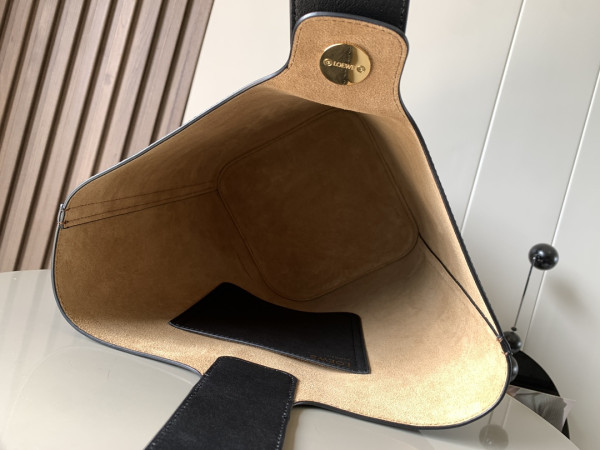 Loewe Pebble Bucket Bag-28*24*23CM