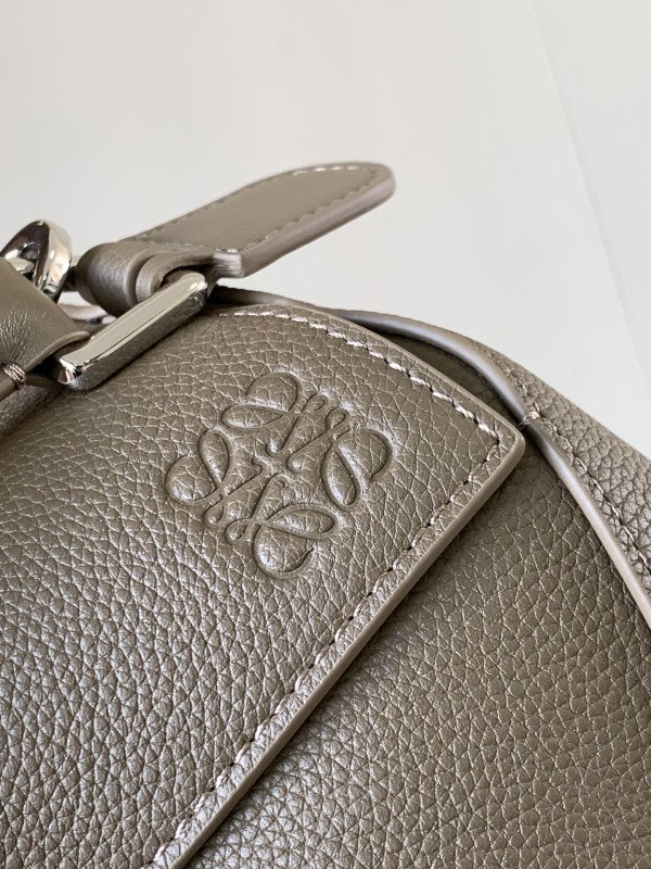 Loewe Puzzle Medium Bag-29*18*12CM