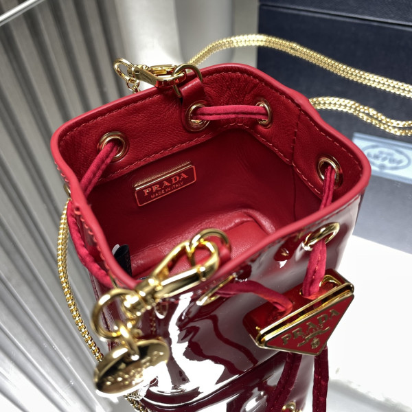 Pra*a shearling bucket bag-9-9-6cm