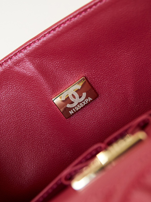 CL FLAP BAG 23CM