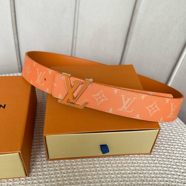 l**is V*t*n belt