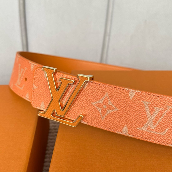 l**is V*t*n belt