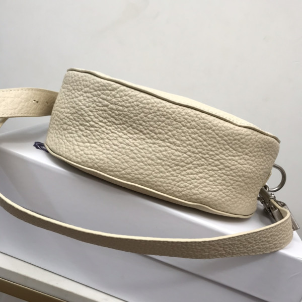 B**rry small knight bag-24*8*23cm