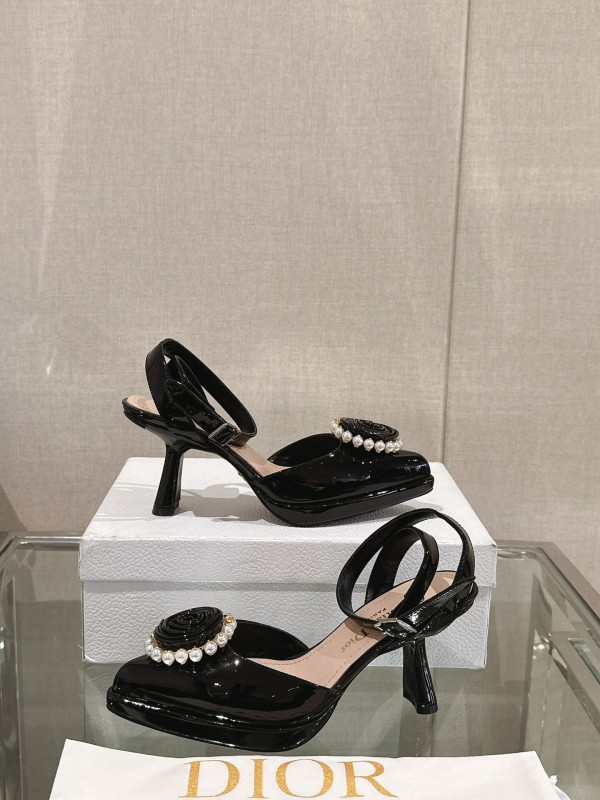D*or heels