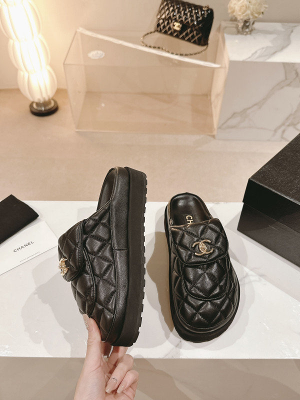 CL SANDAL mules