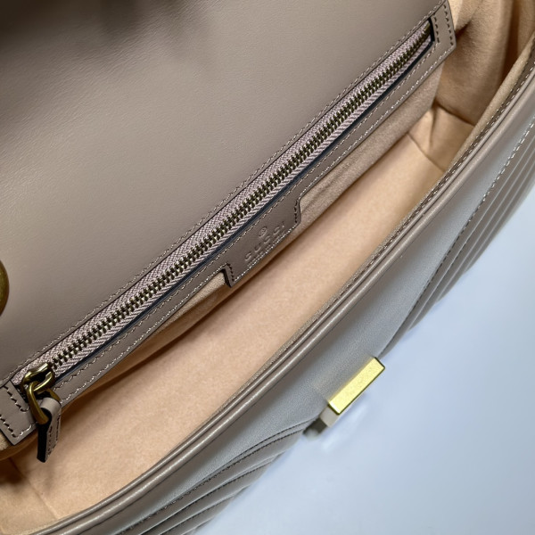 G*u*i gg marmont 26cm
